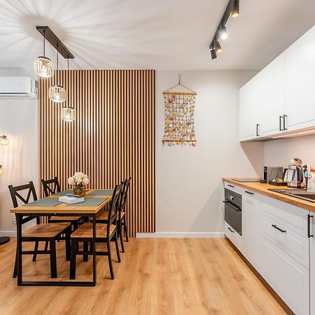Laba Kolobrzeg Apartamenty Kollataja Z Parkingiem Exteriér fotografie