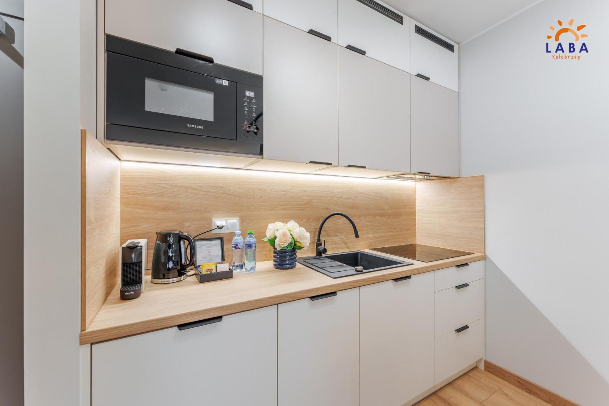 Laba Kolobrzeg Apartamenty Kollataja Z Parkingiem Exteriér fotografie