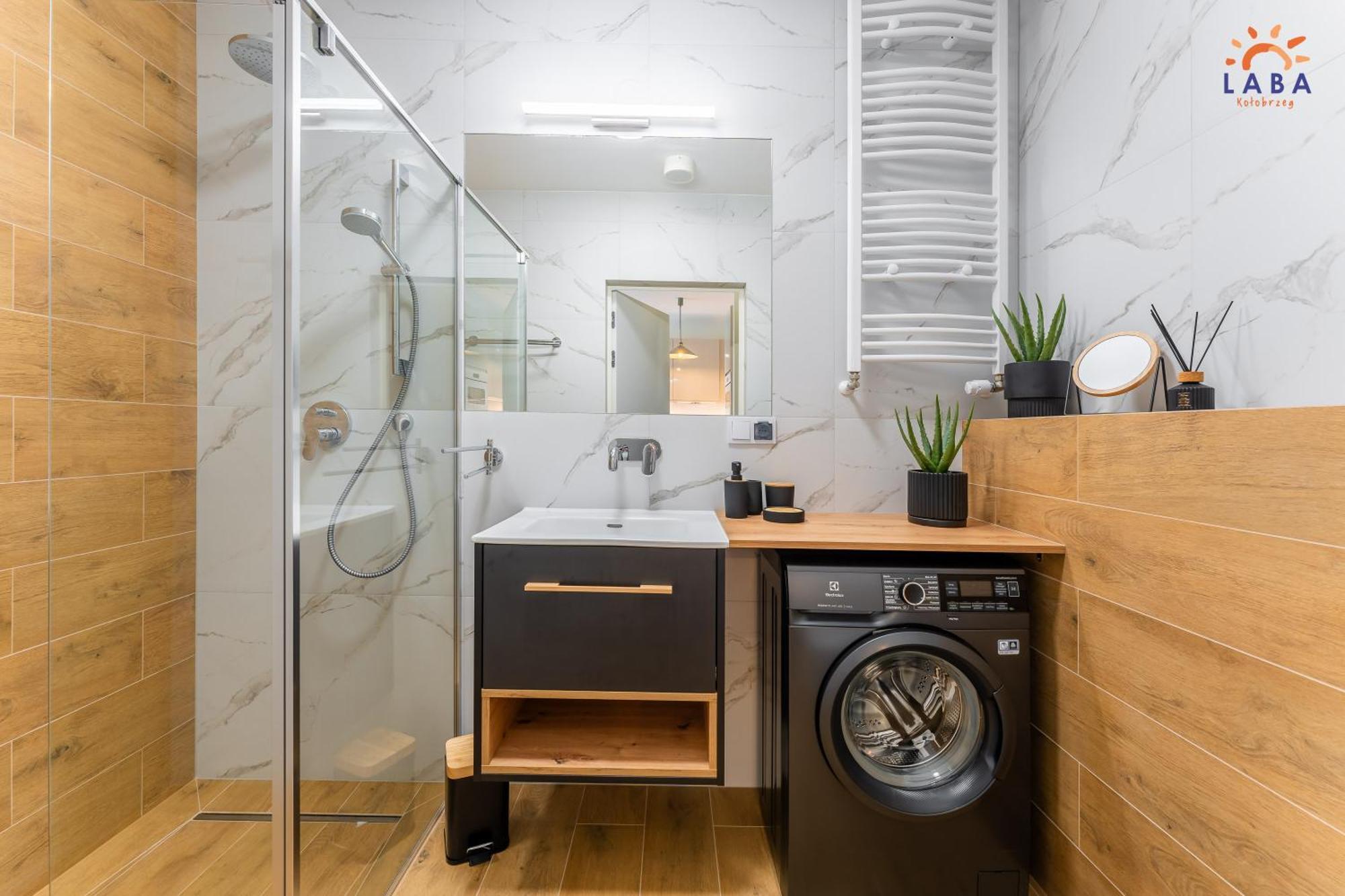 Laba Kolobrzeg Apartamenty Kollataja Z Parkingiem Exteriér fotografie